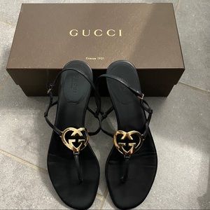 Black Gucci logo Sandals with gold GG hearts